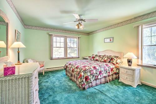 Grand Pocono Pines Home About 2 Mi To Golf Course