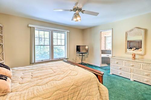 Grand Pocono Pines Home About 2 Mi To Golf Course