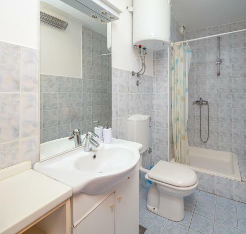 Beach Apartments "bili Cvitak"