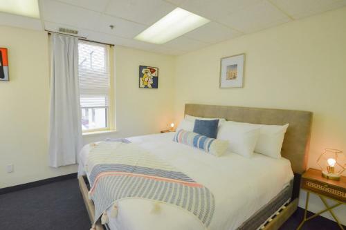Hostal Michie House - 230 Thayer St