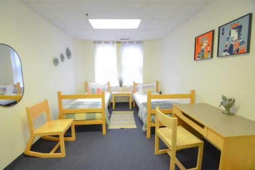 Hostal Michie House - 230 Thayer St