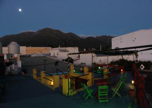 Malecon En Calle Techada Hostel