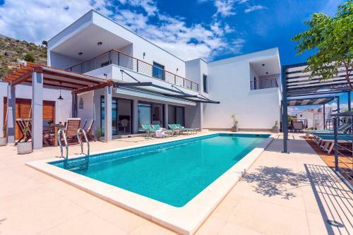 Villa Seaview Holiday Home Lemona