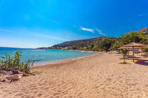 Villa Seaview Holiday Home Lemona