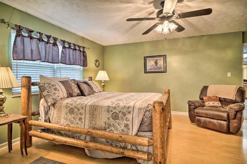 Charming Hideaway Haven Near Pigeon Forge!