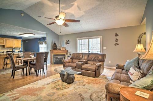 Charming Hideaway Haven Near Pigeon Forge!