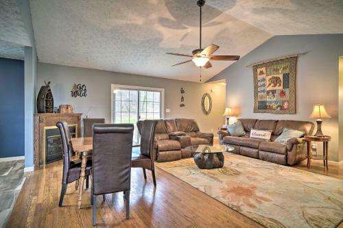 Charming Hideaway Haven Near Pigeon Forge!