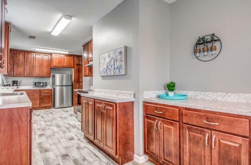 Happy On Haddington- Easy Access To I-240