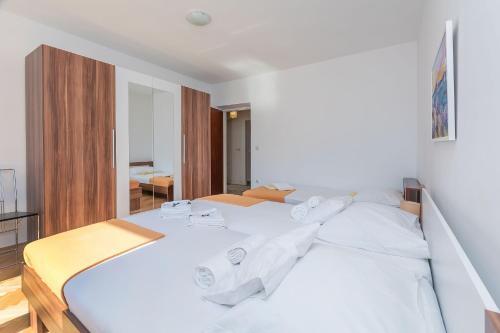 Apartments Clarus Mare