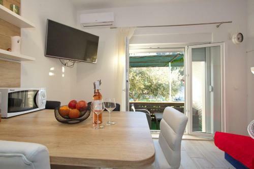 Duce Beach Apartments
