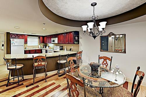 Gatehouse Condos Unit 405