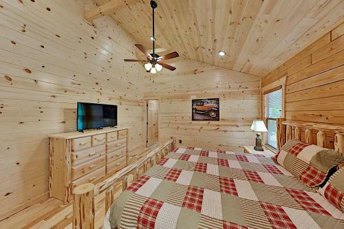 White Oak Resort Southern Comfort