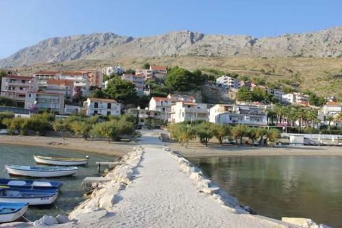 Apartment In Duce With Balcony, Air Conditioning, Wifi 5062-1