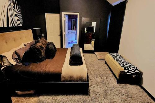 Peaceful 3 Bed Home With Private Office & Hs Wifi