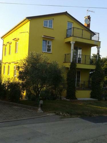 Apartment Luiza Funtana