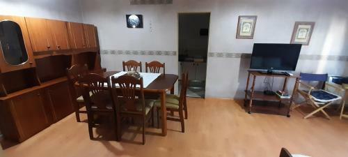 Apartamento Dpto.amplio, 2 Dorm.p/6 Pers.super Centrico.