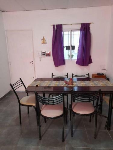Apartamento Monoambiente Ph Amplio Con Patio Para 2 Personas.