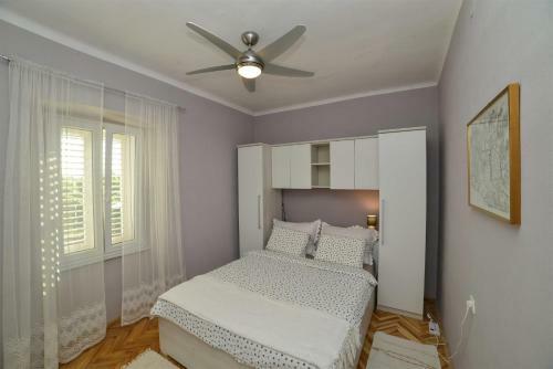 Apartment Villa Oliva With Private Swimming Pool