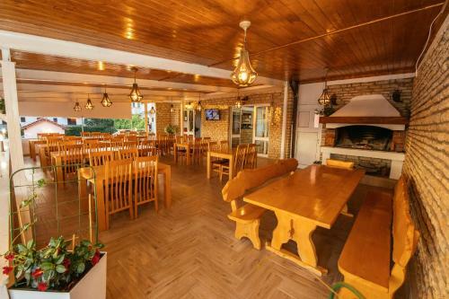 Hostal Pansion ?irjak
