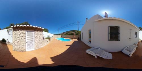 Lagos Country Villa With Pool By Homing