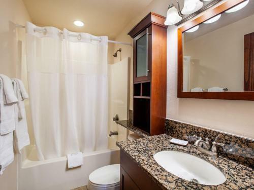 A View To Remember - Jacuzzi Tub, Community Pools