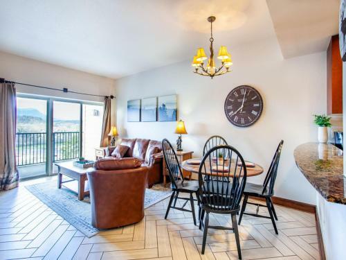 A View To Remember - Jacuzzi Tub, Community Pools