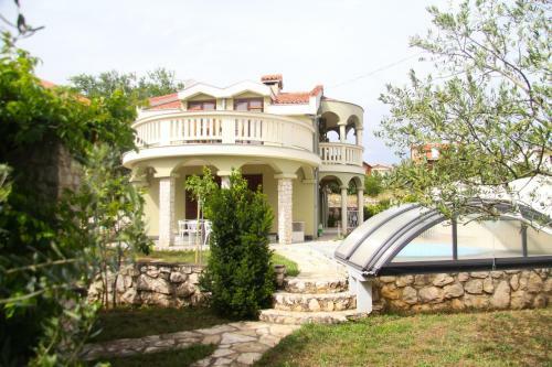 Villa Lusi House