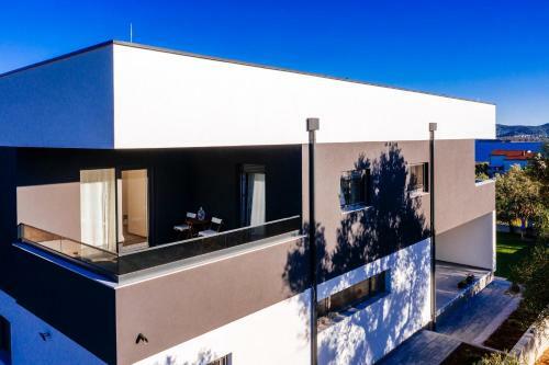 Luxury Apartments Melina