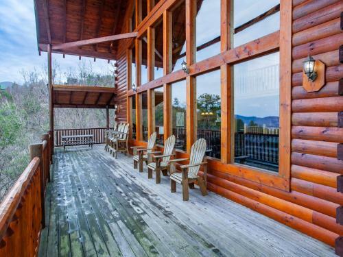Copper Top - Stunning Views, Hot Tub, And Pool