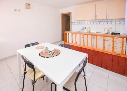 Apartments Garoful