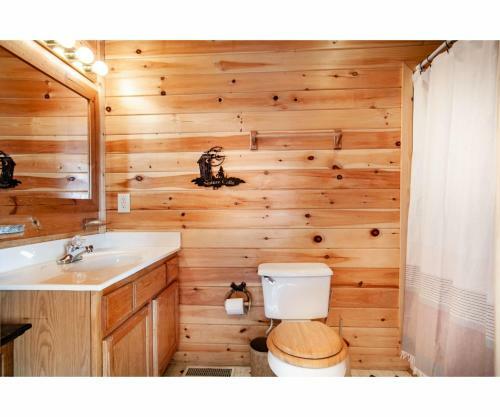 Moosehead Lodge - View, Community Pool, Game Room