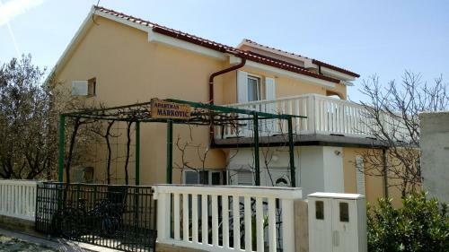 Apartamentos Marica Markovi?