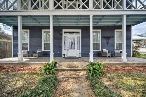 Spacious Abode, Walk To Texas Heroes Square!