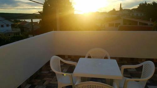 Babaloo Beach Apartments