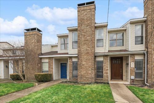 Fabulous Home Steps Away From Baylor