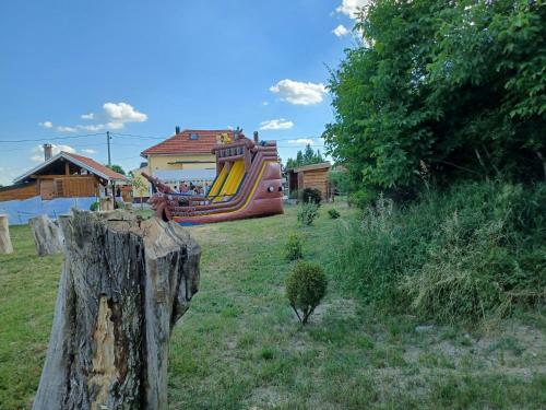 Villa Hrasce, Zagreb