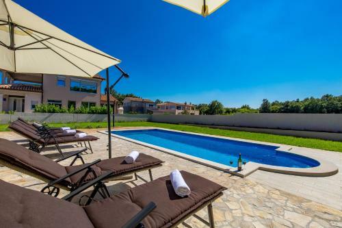 Villa Leticia