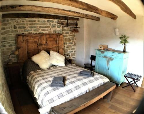 Hostal Bolara 60: The Guesthouse