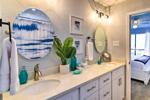 Apartamento Gorgeous Oceanfront Gem On Seawall Boulevard!