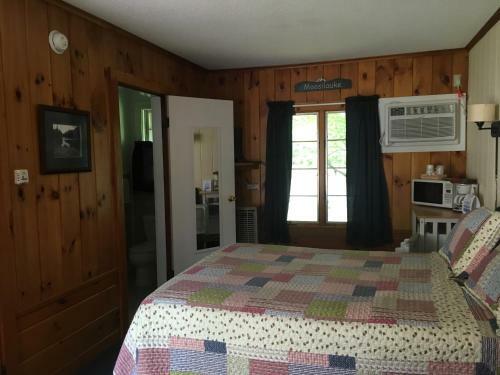 Gilcrest Cottages And Motel