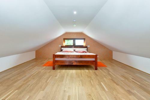 Villa Holiday Home _oasis Of Peace_ Vara?din
