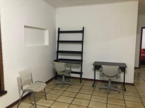 Sitio Cinematogr�fico Com Piscina ,ofur� E Campo
