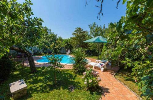 Holiday Home In Grizane 39304
