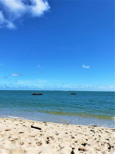 Espa�o Primatas - Chal� Completo 850m Da Praia