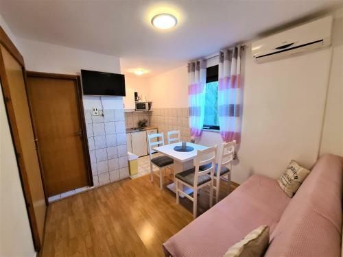?osi? Apartmani Igrane