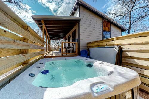 River's Edge Cottages - Verbena