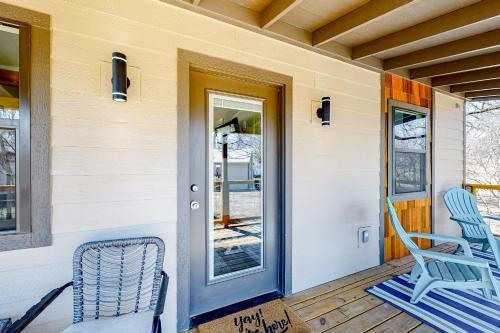 River's Edge Cottages - Winecup