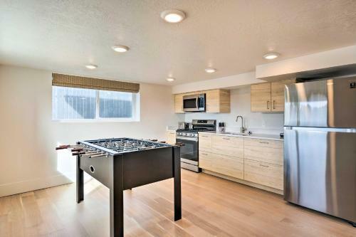 Orem Getaway Luxury Mid-century Masterpiece!