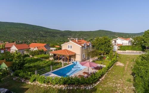 Holiday Home Memories And Joy