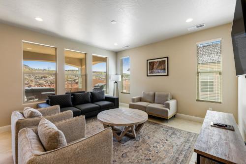 Sophisticated Oasis